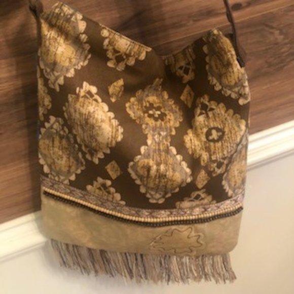 CROSS BODY BAG - Picture 2 of 2